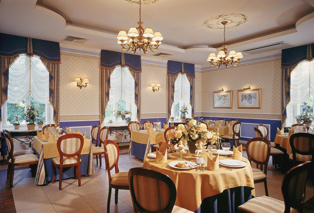 Hotel Aleksander Włocławek Extérieur photo