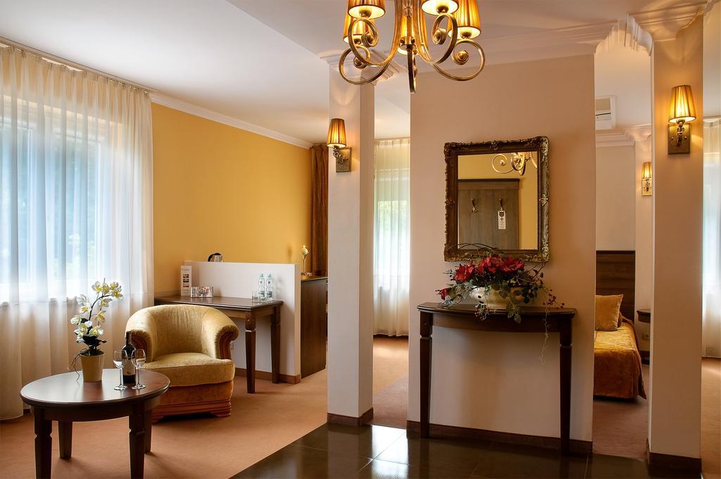 Hotel Aleksander Włocławek Extérieur photo